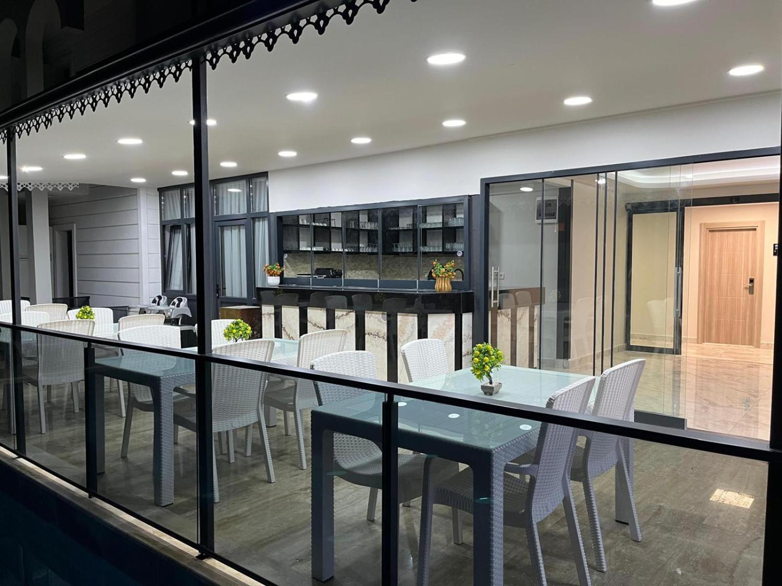 Jest Hotel 케메르 외부 사진